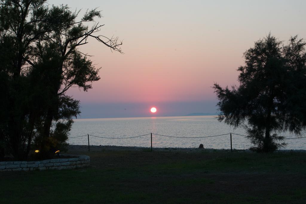 Corfu Sea Palm Residence Roda  Exterior foto