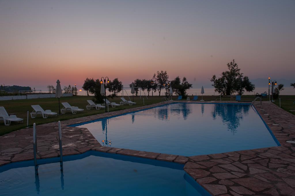 Corfu Sea Palm Residence Roda  Exterior foto